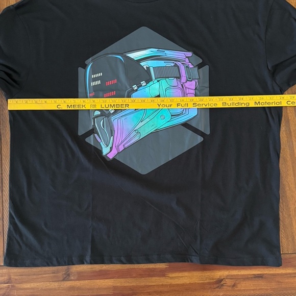 Destiny 2 Titan Helmet Mens Black Graphic T-Shirt XL NWT - Picture 9 of 10